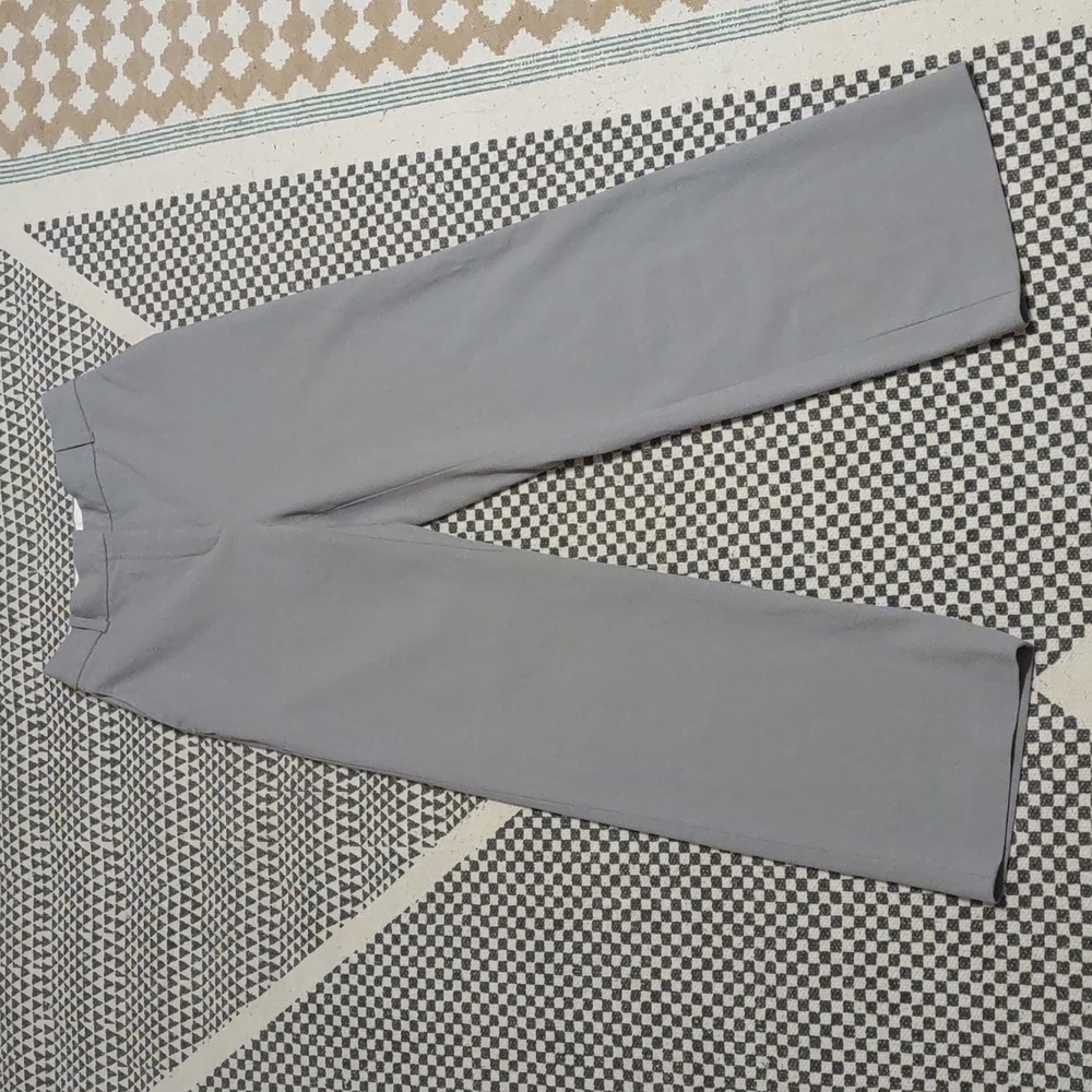 Aritzia Babaton Agency pants in gray size 2